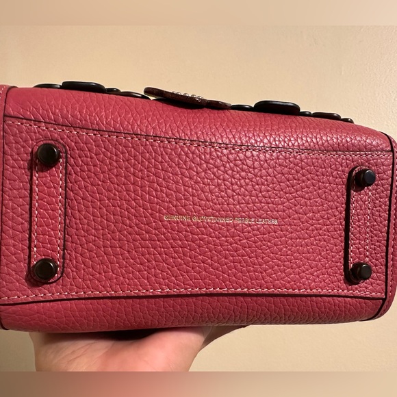 Coach Rogue 20 with Tea Roses - by Coach Create - Picture 3 of 9